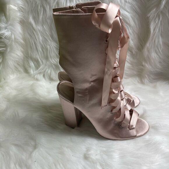 Aldo blush pink satin lace up ankle booties with side zipper 4”block heels SZ10 - Picture 1 of 8